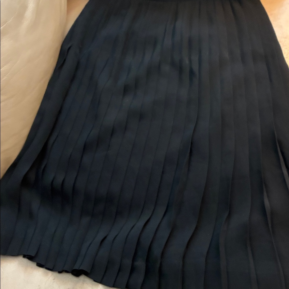 Lauren Ralph Lauren Elegant Black Pleated Midi Skirt